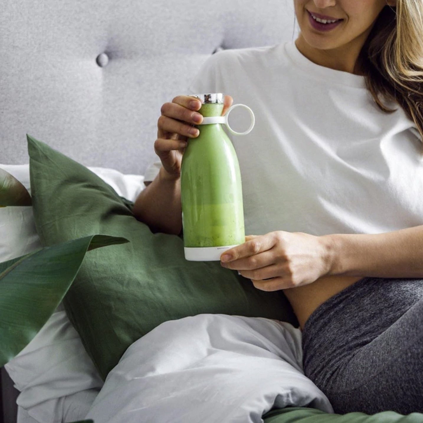 Veloura Blender Bottle